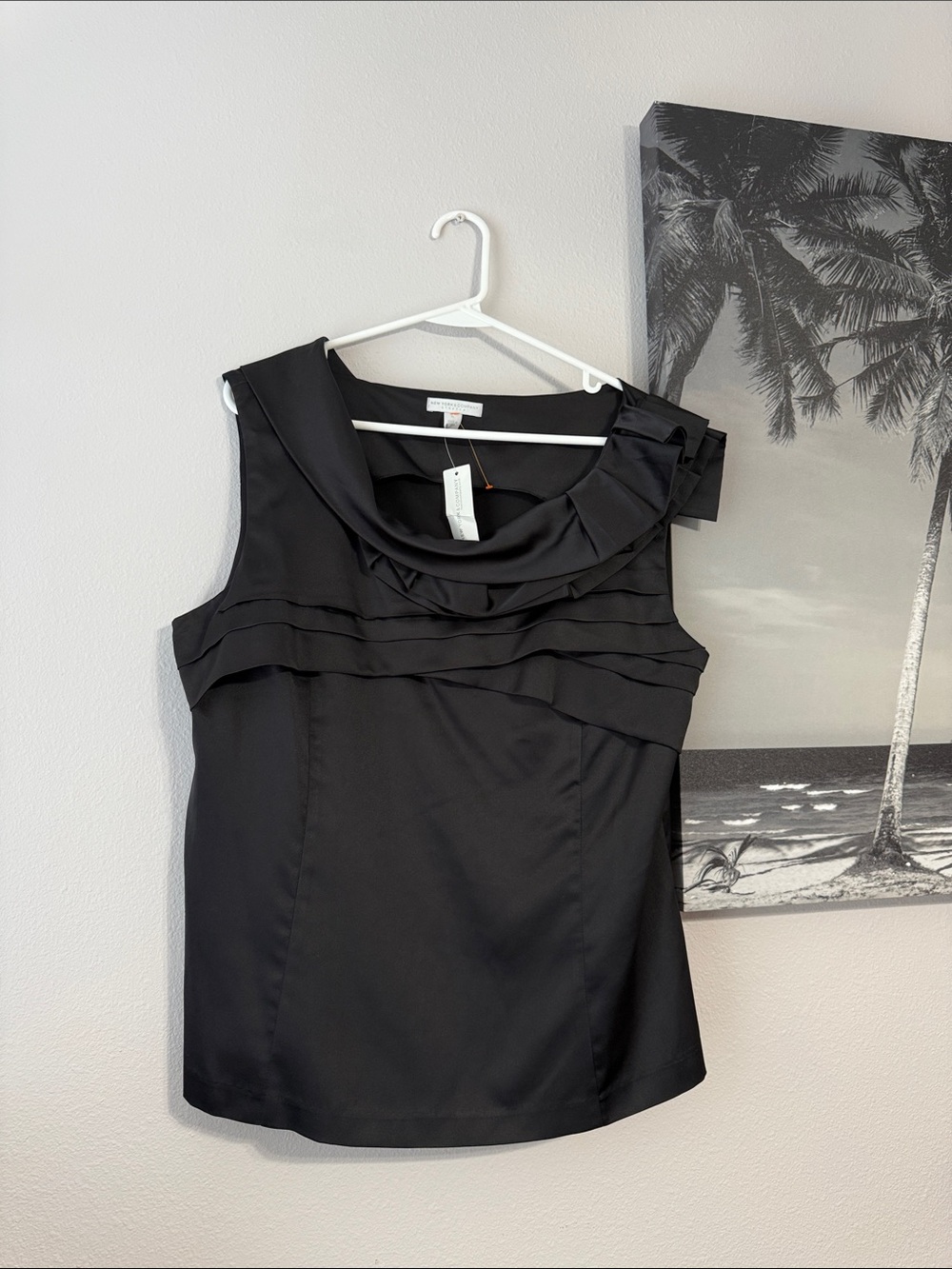 New York & Company Black Sleeveless Ruffle-Neck Blouse